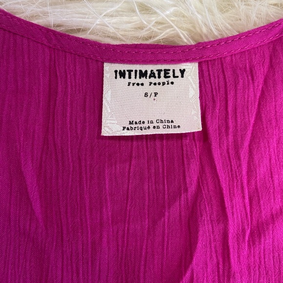 Intimately Free People cropped Fuchsia Top size Small - Picture 6 of 8
